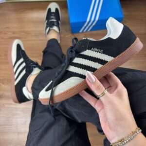 Tenis Samba Preto com Bege