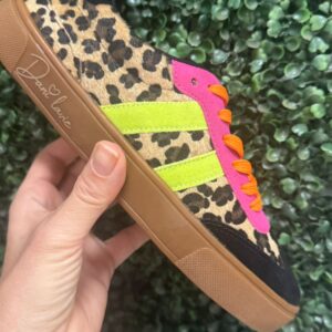 Tenis Dani Lavie Onca Marrom Com Rosa E Verde