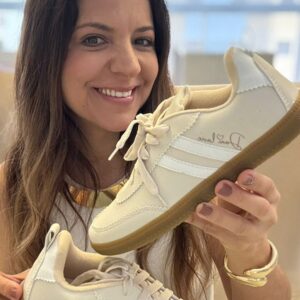 Tenis Feminino Dani Lavie Duas Listras Bege com branco