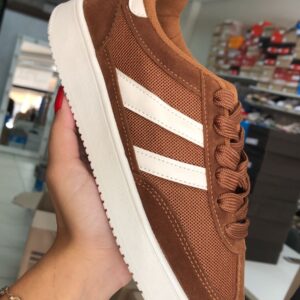 Tenis Dani Lavie Caramelo