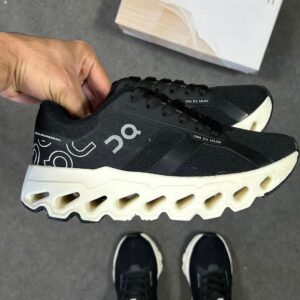 Tenis On Running Preto/Branco
