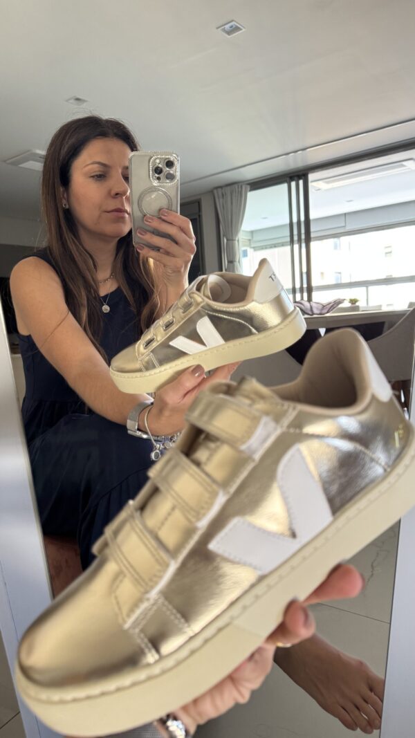 Tenis Ver Velcro Dourado Branco