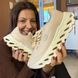Tenis Feminino OnLavie Bege
