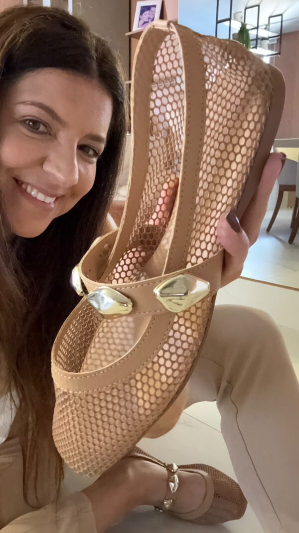 Sapato Sapatilha Dani Lavie Bege de Tela com Pedras Douradas