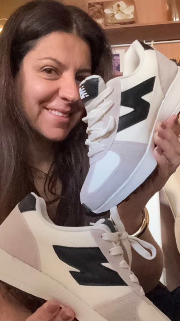 Tenis Feminino New 327 V1 Tratorado Off com Preto